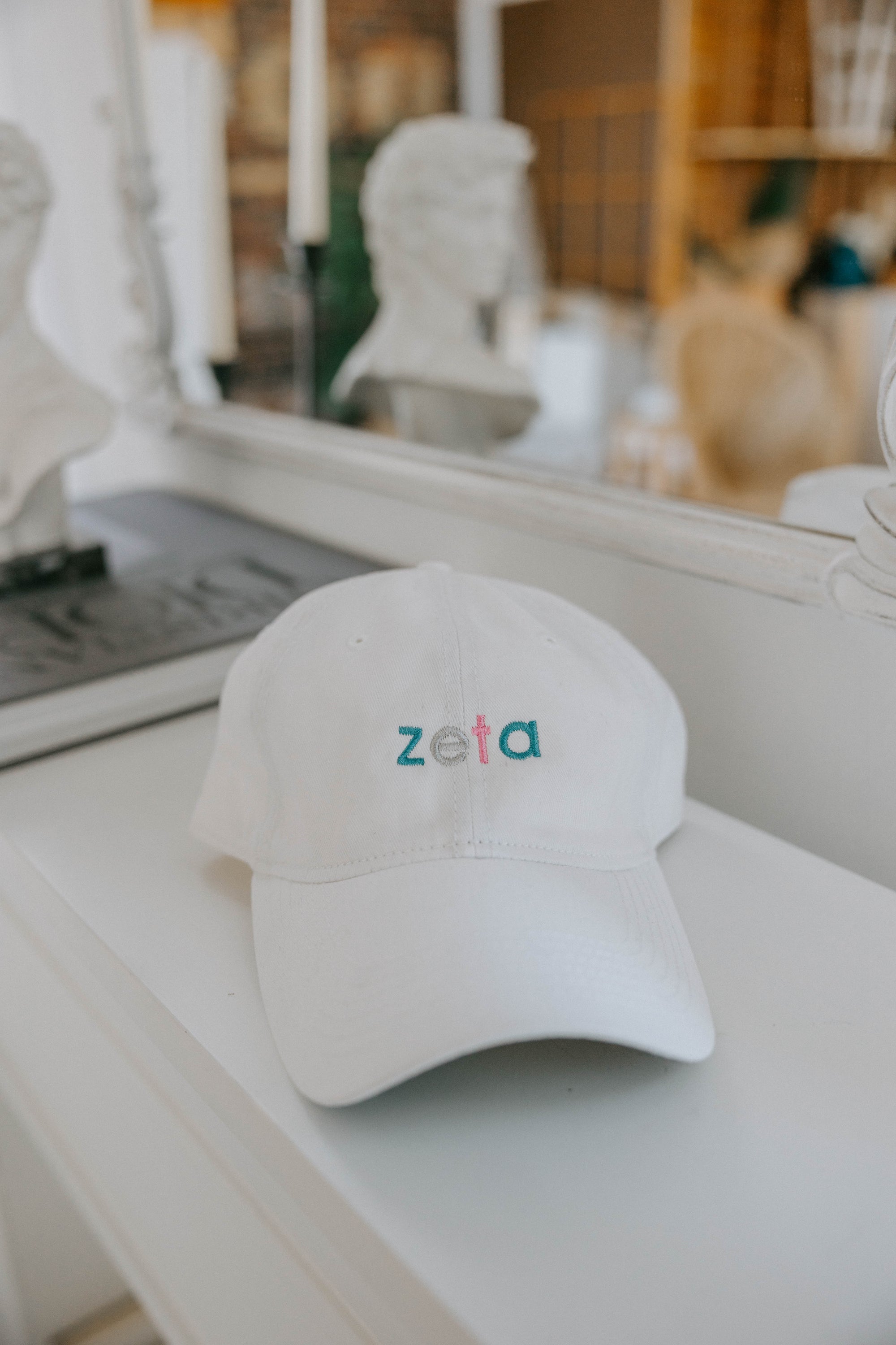 Zeta Modern Hat