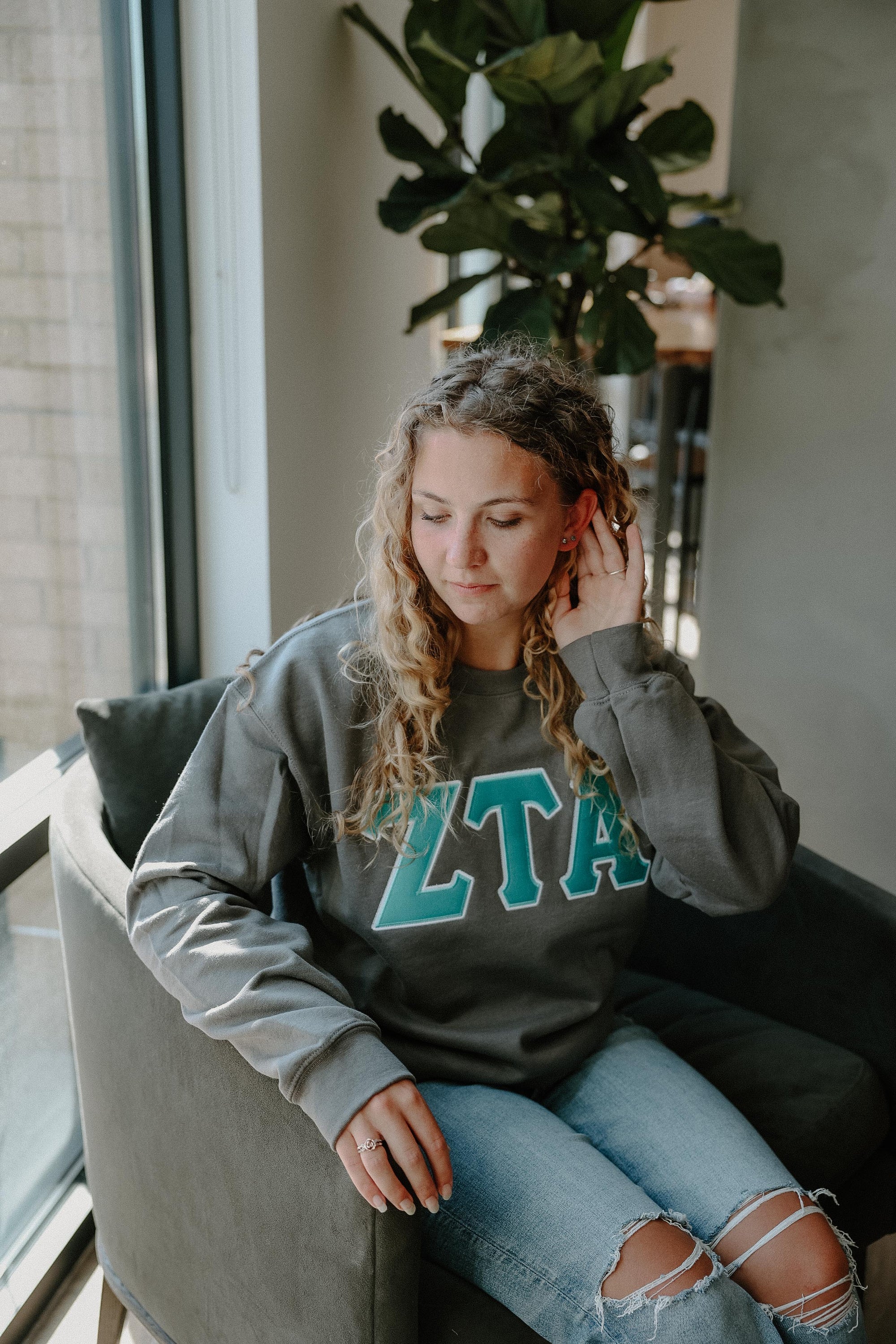 ZTA Classic Twill Crew